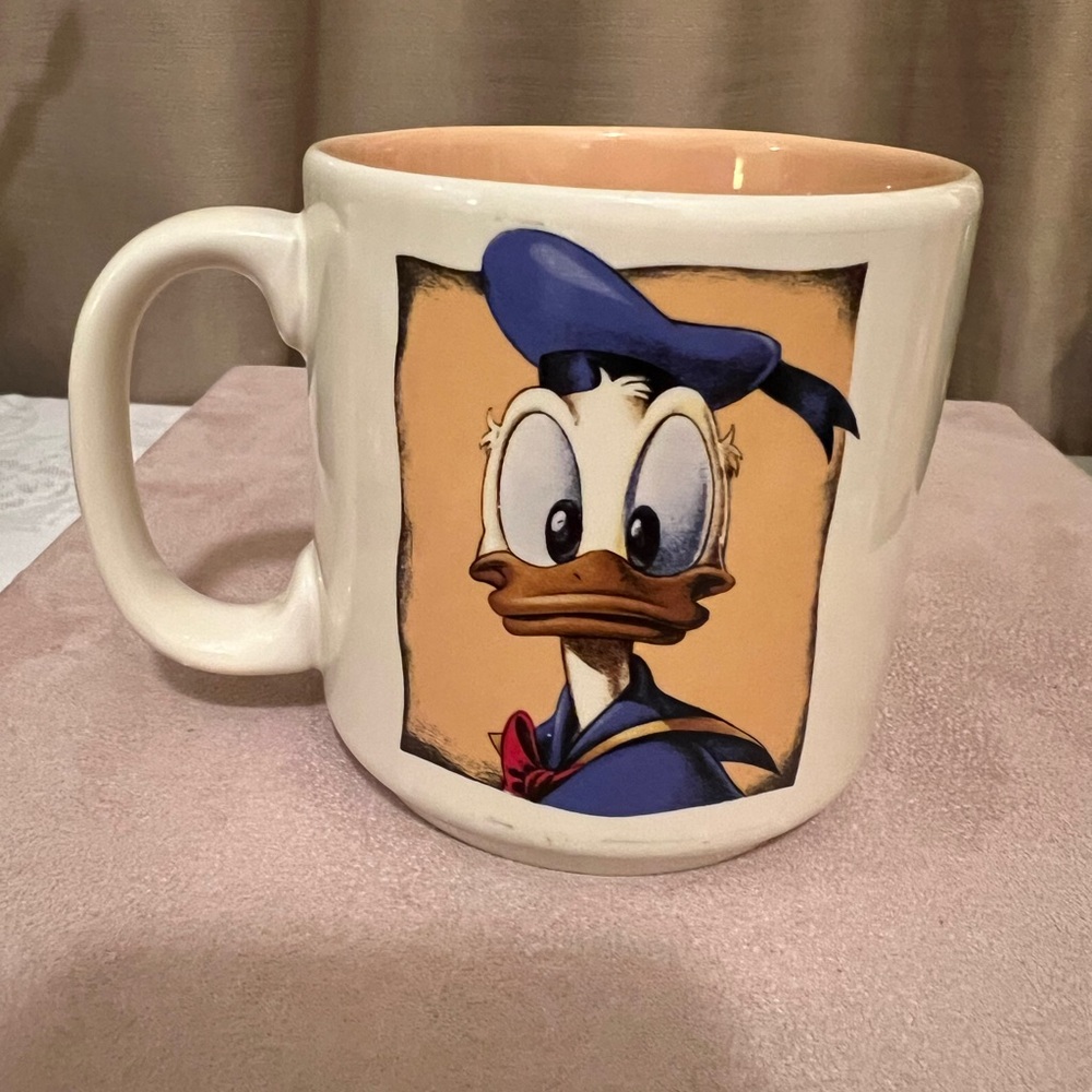 Vintage Disney Donald Duck Blue and Cream Mug EUC
